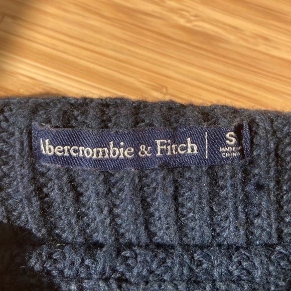 Abercrombie & Fitch Navy Blue Ribbed Knit Cotton Blend Cozy Warm Sweater - Picture 8 of 11